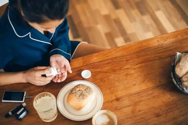 Why Some Medicines Need to Be Taken With Food