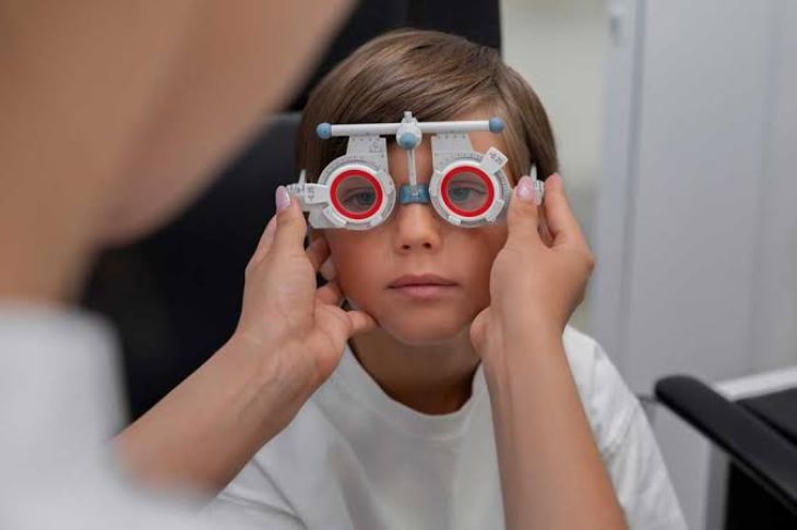 Understanding Common Eye Diseases and Their Symptoms
