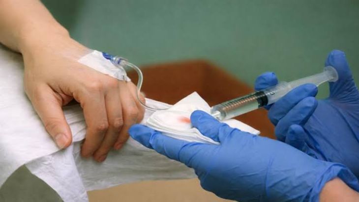 How Does Chemotherapy Target Cancer Cells?