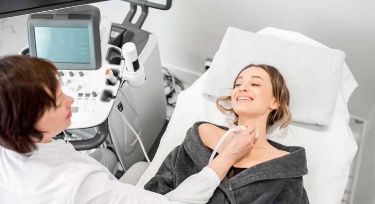 What Are the Symptoms, Risk Factors, and Treatments for Thyroid Cancer?