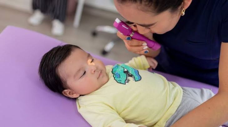 What Are the Early Signs, Diagnosis, and Treatment Options for Retinoblastoma?