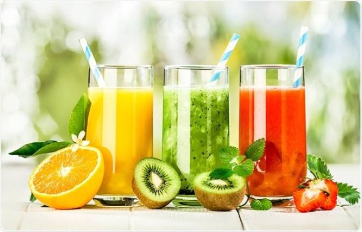 How Eating Whole Fruits Differs Nutritionally From Drinking Fruit Juice